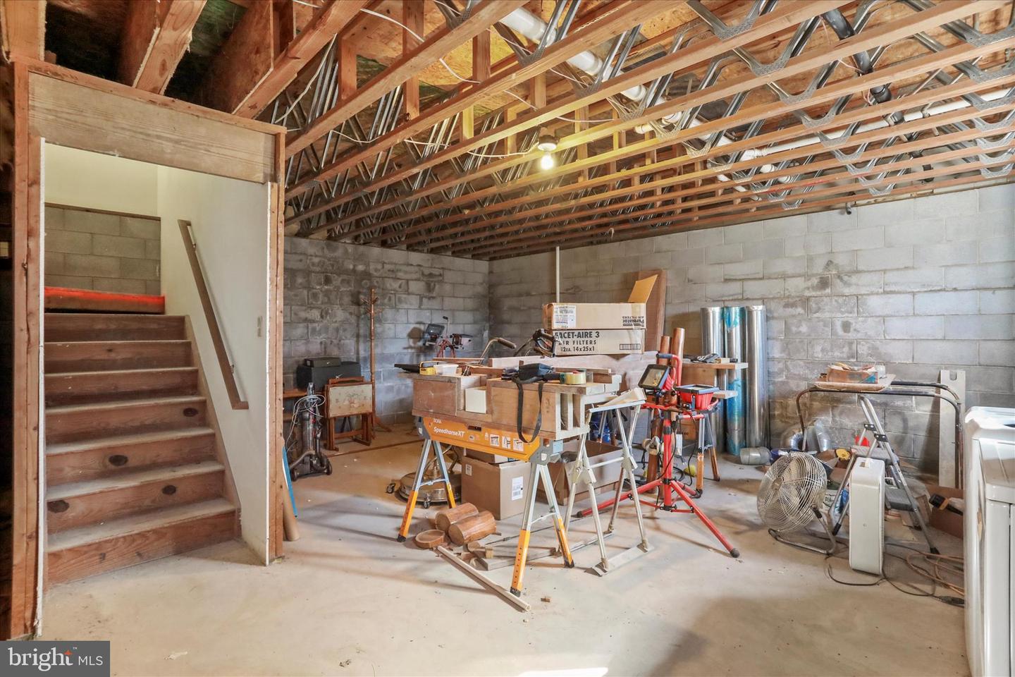 4520 SAINT DAVIDS CHURCH RD, FORT VALLEY, Virginia 22652, 3 Bedrooms Bedrooms, 9 Rooms Rooms,2 BathroomsBathrooms,Residential,For sale,4520 SAINT DAVIDS CHURCH RD,VASH2013060 MLS # VASH2013060