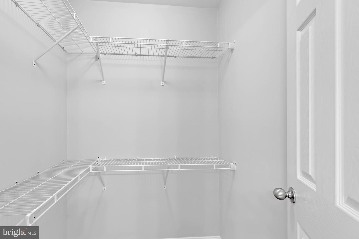 17397 TEDLER CIR, ROUND HILL, Virginia 20141, 5 Bedrooms Bedrooms, ,3 BathroomsBathrooms,Residential,For sale,17397 TEDLER CIR,VALO2111986 MLS # VALO2111986 17397 TEDLER CIR, ROUND HILL, Virginia 20141, 5 Bedrooms Bedrooms, ,3 BathroomsBathrooms,Residential,For sale,17397 TEDLER CIR,VALO2111986 MLS # VALO2111986