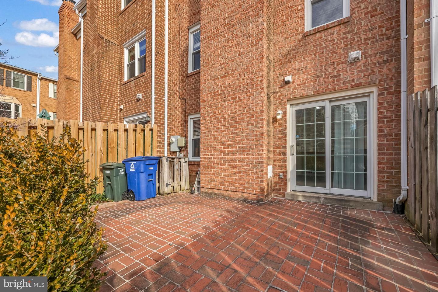 1104 N VERMONT ST, ARLINGTON, Virginia 22201, 4 Bedrooms Bedrooms, ,3 BathroomsBathrooms,Residential,For sale,1104 N VERMONT ST,VAAR2066730 MLS # VAAR2066730 1104 N VERMONT ST, ARLINGTON, Virginia 22201, 4 Bedrooms Bedrooms, ,3 BathroomsBathrooms,Residential,For sale,1104 N VERMONT ST,VAAR2066730 MLS # VAAR2066730