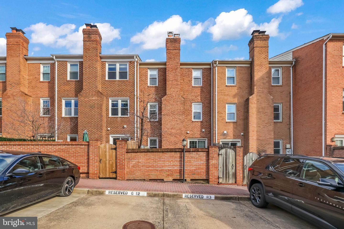 1104 N VERMONT ST, ARLINGTON, Virginia 22201, 4 Bedrooms Bedrooms, ,3 BathroomsBathrooms,Residential,For sale,1104 N VERMONT ST,VAAR2066730 MLS # VAAR2066730 1104 N VERMONT ST, ARLINGTON, Virginia 22201, 4 Bedrooms Bedrooms, ,3 BathroomsBathrooms,Residential,For sale,1104 N VERMONT ST,VAAR2066730 MLS # VAAR2066730