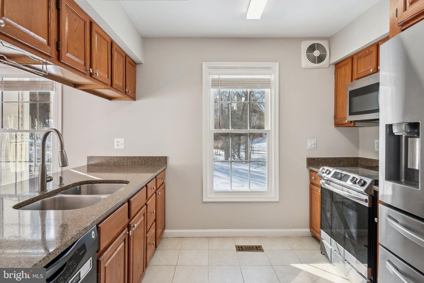 12138 SALEMTOWN DR, WOODBRIDGE, Virginia 22192, 2 Bedrooms Bedrooms, ,2 BathroomsBathrooms,Residential,For sale,12138 SALEMTOWN DR,VAPW2109302 MLS # VAPW2109302