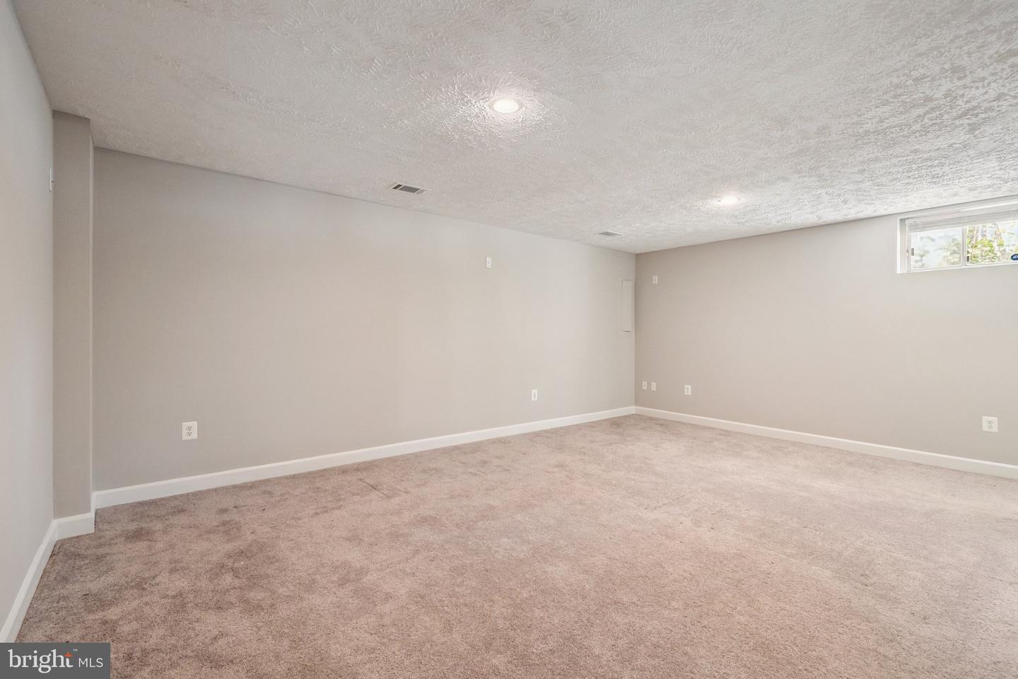 12138 SALEMTOWN DR, WOODBRIDGE, Virginia 22192, 2 Bedrooms Bedrooms, ,2 BathroomsBathrooms,Residential,For sale,12138 SALEMTOWN DR,VAPW2109302 MLS # VAPW2109302