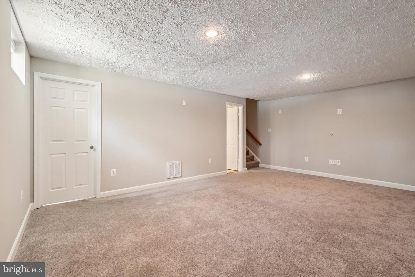 12138 SALEMTOWN DR, WOODBRIDGE, Virginia 22192, 2 Bedrooms Bedrooms, ,2 BathroomsBathrooms,Residential,For sale,12138 SALEMTOWN DR,VAPW2109302 MLS # VAPW2109302