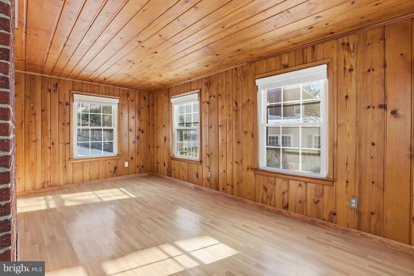 1135 N POWHATAN ST N, ARLINGTON, Virginia 22205, 3 Bedrooms Bedrooms, 11 Rooms Rooms,2 BathroomsBathrooms,Residential,For sale,1135 N POWHATAN ST N,VAAR2067014 MLS # VAAR2067014 1135 N POWHATAN ST N, ARLINGTON, Virginia 22205, 3 Bedrooms Bedrooms, 11 Rooms Rooms,2 BathroomsBathrooms,Residential,For sale,1135 N POWHATAN ST N,VAAR2067014 MLS # VAAR2067014