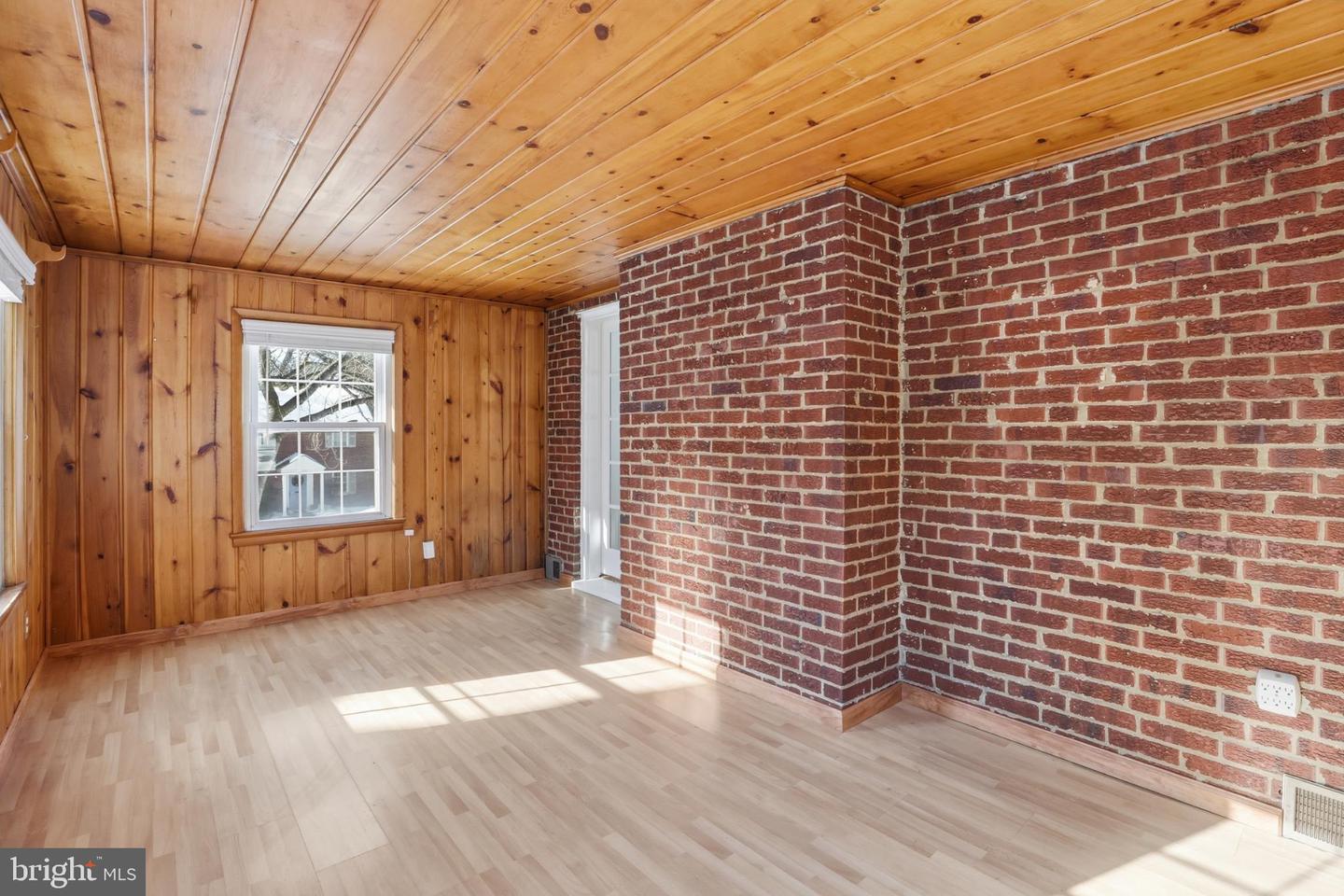 1135 N POWHATAN ST N, ARLINGTON, Virginia 22205, 3 Bedrooms Bedrooms, 11 Rooms Rooms,2 BathroomsBathrooms,Residential,For sale,1135 N POWHATAN ST N,VAAR2067014 MLS # VAAR2067014 1135 N POWHATAN ST N, ARLINGTON, Virginia 22205, 3 Bedrooms Bedrooms, 11 Rooms Rooms,2 BathroomsBathrooms,Residential,For sale,1135 N POWHATAN ST N,VAAR2067014 MLS # VAAR2067014