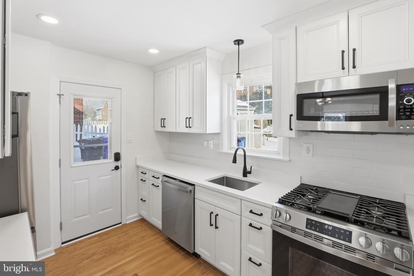 1135 N POWHATAN ST N, ARLINGTON, Virginia 22205, 3 Bedrooms Bedrooms, 11 Rooms Rooms,2 BathroomsBathrooms,Residential,For sale,1135 N POWHATAN ST N,VAAR2067014 MLS # VAAR2067014 1135 N POWHATAN ST N, ARLINGTON, Virginia 22205, 3 Bedrooms Bedrooms, 11 Rooms Rooms,2 BathroomsBathrooms,Residential,For sale,1135 N POWHATAN ST N,VAAR2067014 MLS # VAAR2067014