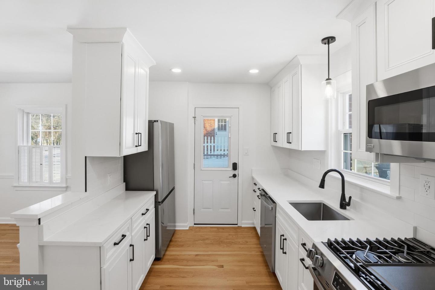 1135 N POWHATAN ST N, ARLINGTON, Virginia 22205, 3 Bedrooms Bedrooms, 11 Rooms Rooms,2 BathroomsBathrooms,Residential,For sale,1135 N POWHATAN ST N,VAAR2067014 MLS # VAAR2067014 1135 N POWHATAN ST N, ARLINGTON, Virginia 22205, 3 Bedrooms Bedrooms, 11 Rooms Rooms,2 BathroomsBathrooms,Residential,For sale,1135 N POWHATAN ST N,VAAR2067014 MLS # VAAR2067014