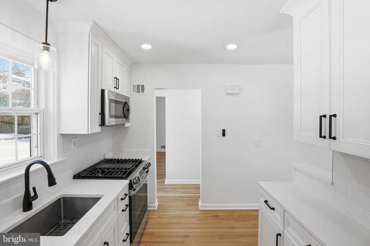 1135 N POWHATAN ST N, ARLINGTON, Virginia 22205, 3 Bedrooms Bedrooms, 11 Rooms Rooms,2 BathroomsBathrooms,Residential,For sale,1135 N POWHATAN ST N,VAAR2067014 MLS # VAAR2067014 1135 N POWHATAN ST N, ARLINGTON, Virginia 22205, 3 Bedrooms Bedrooms, 11 Rooms Rooms,2 BathroomsBathrooms,Residential,For sale,1135 N POWHATAN ST N,VAAR2067014 MLS # VAAR2067014