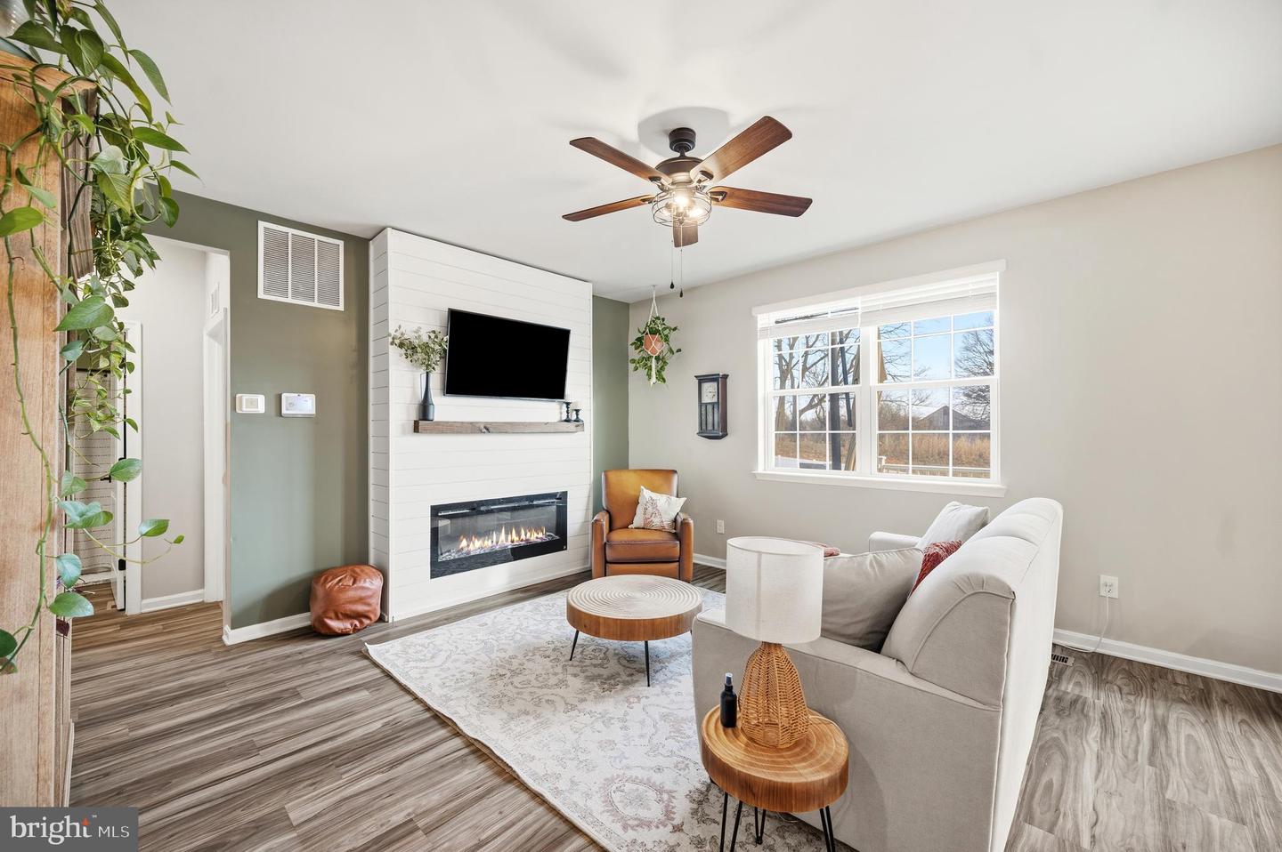 530 WEEKS CT, BERRYVILLE, Virginia 22611, 5 Bedrooms Bedrooms, ,3 BathroomsBathrooms,Residential,For sale,530 WEEKS CT,VACL2006290 MLS # VACL2006290 530 WEEKS CT, BERRYVILLE, Virginia 22611, 5 Bedrooms Bedrooms, ,3 BathroomsBathrooms,Residential,For sale,530 WEEKS CT,VACL2006290 MLS # VACL2006290