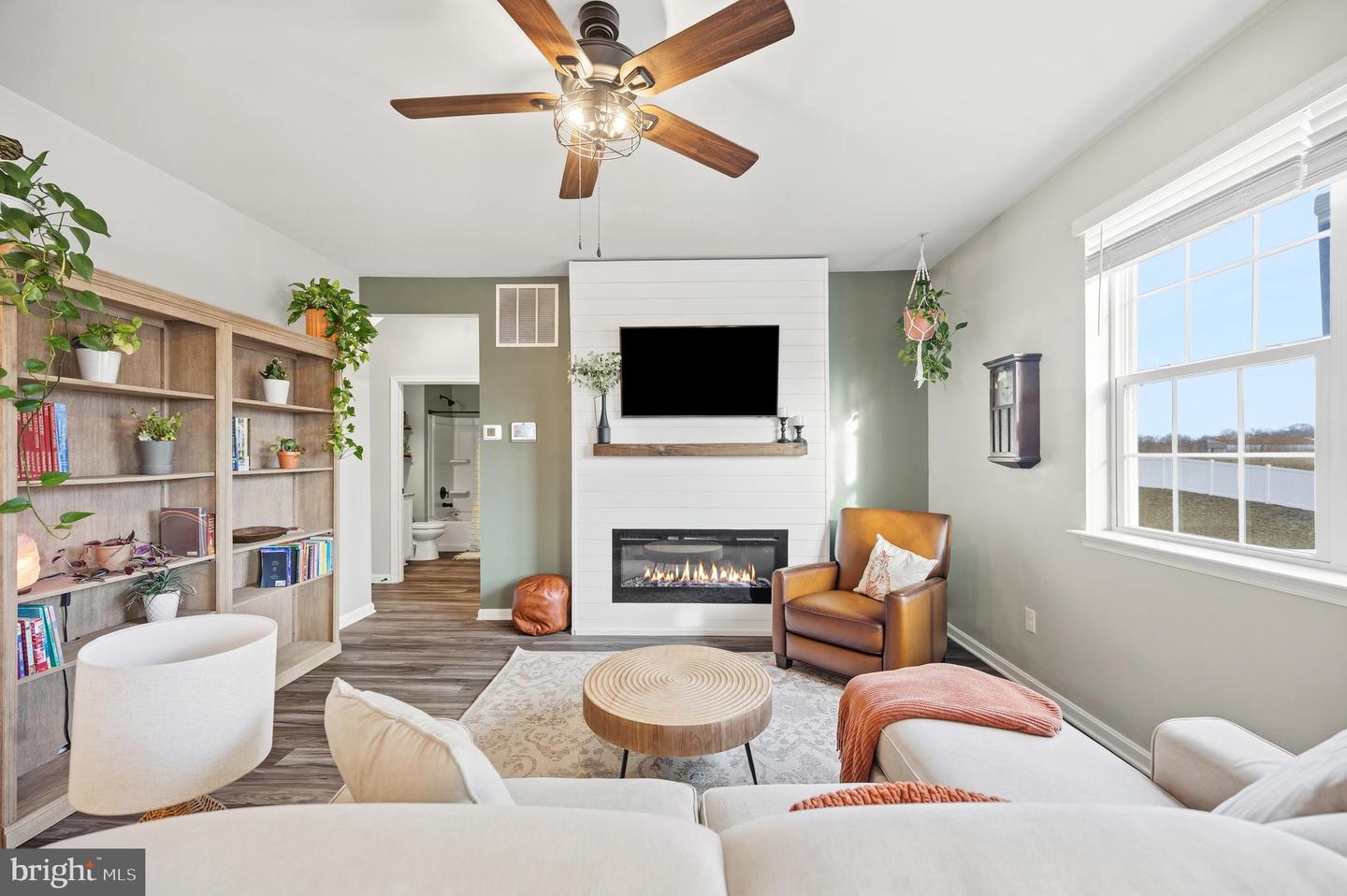 530 WEEKS CT, BERRYVILLE, Virginia 22611, 5 Bedrooms Bedrooms, ,3 BathroomsBathrooms,Residential,For sale,530 WEEKS CT,VACL2006290 MLS # VACL2006290 530 WEEKS CT, BERRYVILLE, Virginia 22611, 5 Bedrooms Bedrooms, ,3 BathroomsBathrooms,Residential,For sale,530 WEEKS CT,VACL2006290 MLS # VACL2006290