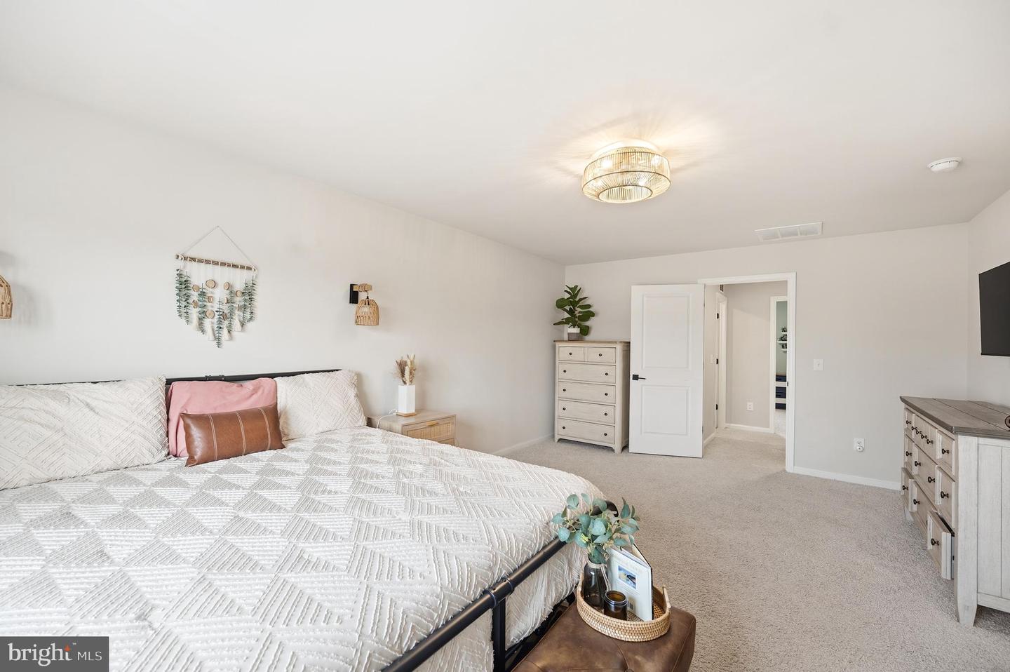 530 WEEKS CT, BERRYVILLE, Virginia 22611, 5 Bedrooms Bedrooms, ,3 BathroomsBathrooms,Residential,For sale,530 WEEKS CT,VACL2006290 MLS # VACL2006290 530 WEEKS CT, BERRYVILLE, Virginia 22611, 5 Bedrooms Bedrooms, ,3 BathroomsBathrooms,Residential,For sale,530 WEEKS CT,VACL2006290 MLS # VACL2006290