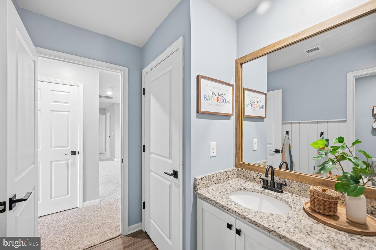 530 WEEKS CT, BERRYVILLE, Virginia 22611, 5 Bedrooms Bedrooms, ,3 BathroomsBathrooms,Residential,For sale,530 WEEKS CT,VACL2006290 MLS # VACL2006290 530 WEEKS CT, BERRYVILLE, Virginia 22611, 5 Bedrooms Bedrooms, ,3 BathroomsBathrooms,Residential,For sale,530 WEEKS CT,VACL2006290 MLS # VACL2006290