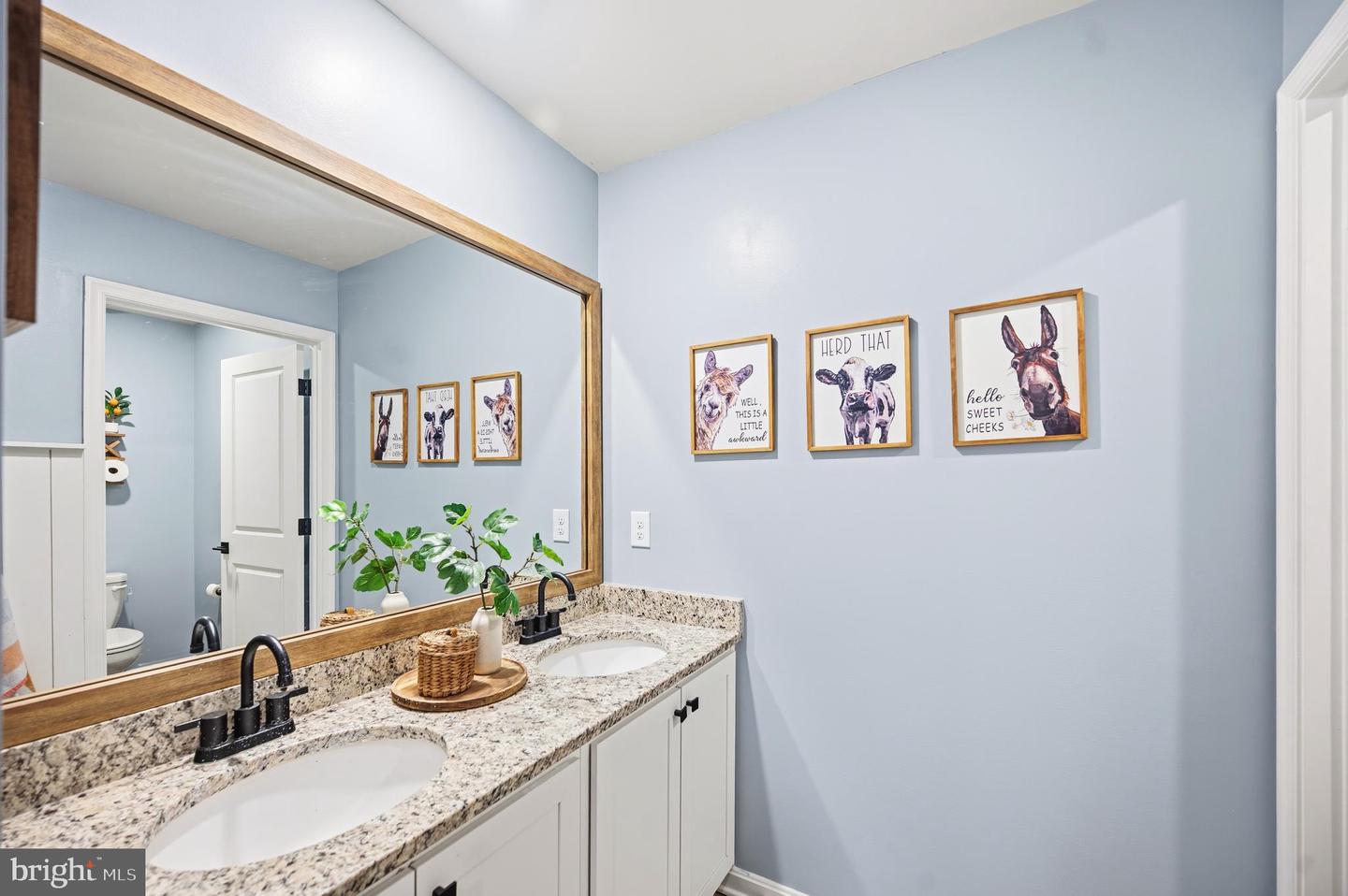 530 WEEKS CT, BERRYVILLE, Virginia 22611, 5 Bedrooms Bedrooms, ,3 BathroomsBathrooms,Residential,For sale,530 WEEKS CT,VACL2006290 MLS # VACL2006290 530 WEEKS CT, BERRYVILLE, Virginia 22611, 5 Bedrooms Bedrooms, ,3 BathroomsBathrooms,Residential,For sale,530 WEEKS CT,VACL2006290 MLS # VACL2006290