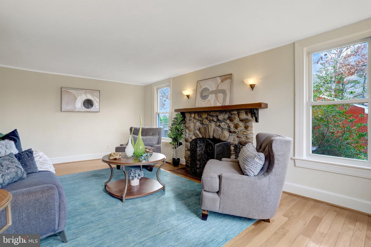 4122 16TH ST S, ARLINGTON, Virginia 22204, 4 Bedrooms Bedrooms, ,2 BathroomsBathrooms,Residential,For sale,4122 16TH ST S,VAAR2067284 MLS # VAAR2067284