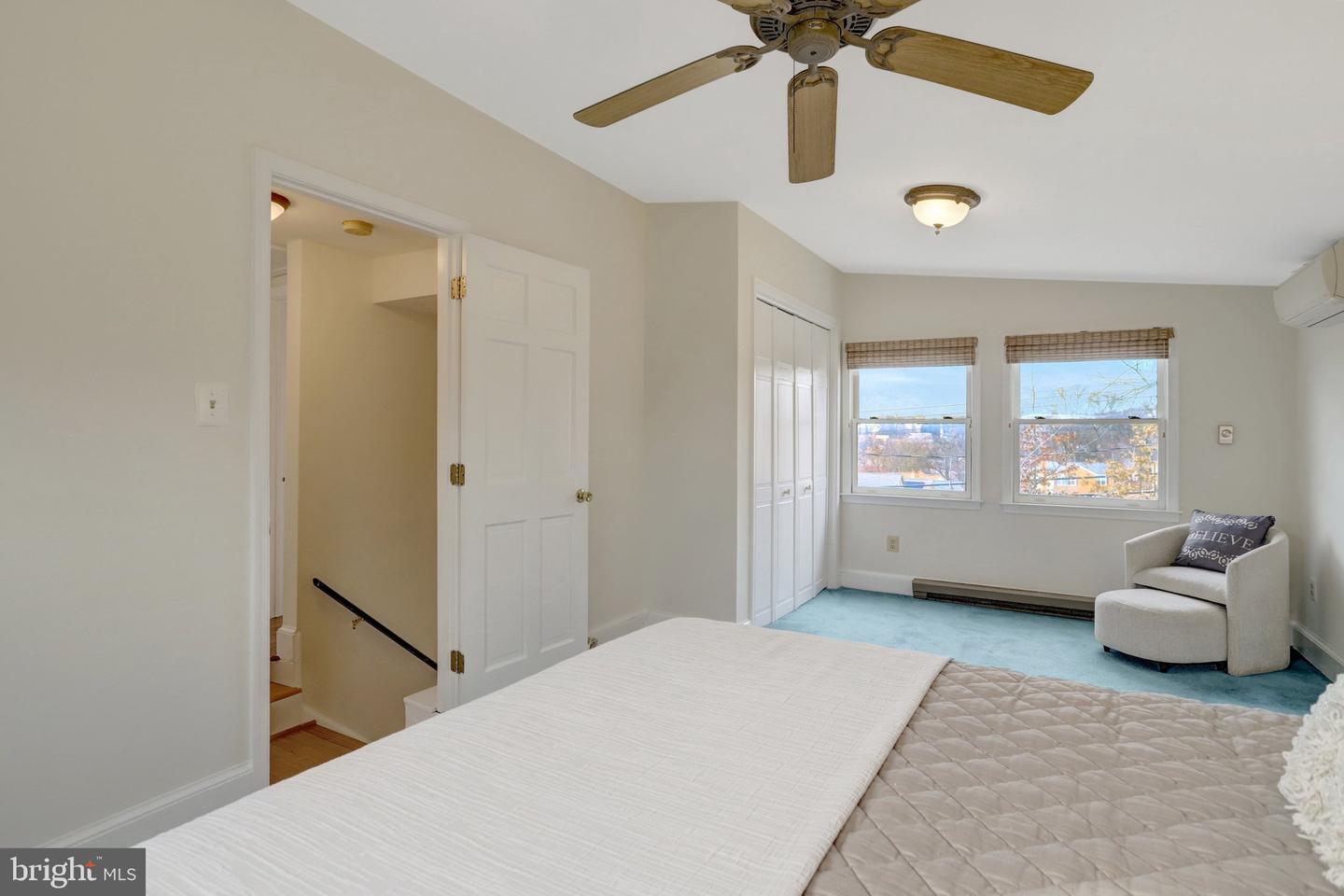 4122 16TH ST S, ARLINGTON, Virginia 22204, 4 Bedrooms Bedrooms, ,2 BathroomsBathrooms,Residential,For sale,4122 16TH ST S,VAAR2067284 MLS # VAAR2067284