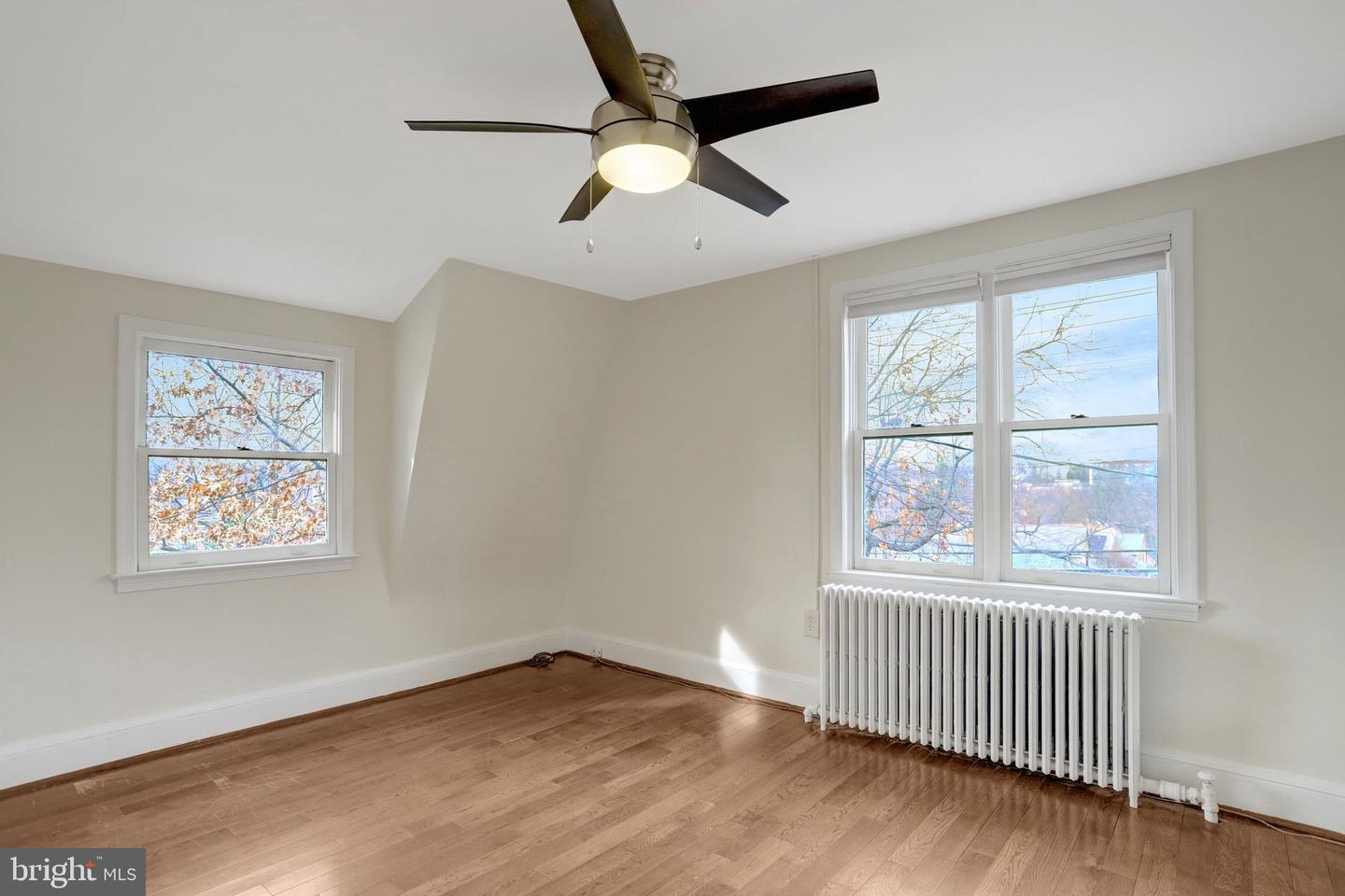 4122 16TH ST S, ARLINGTON, Virginia 22204, 4 Bedrooms Bedrooms, ,2 BathroomsBathrooms,Residential,For sale,4122 16TH ST S,VAAR2067284 MLS # VAAR2067284