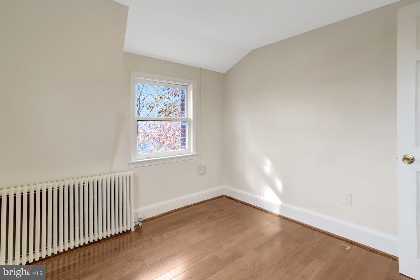 4122 16TH ST S, ARLINGTON, Virginia 22204, 4 Bedrooms Bedrooms, ,2 BathroomsBathrooms,Residential,For sale,4122 16TH ST S,VAAR2067284 MLS # VAAR2067284