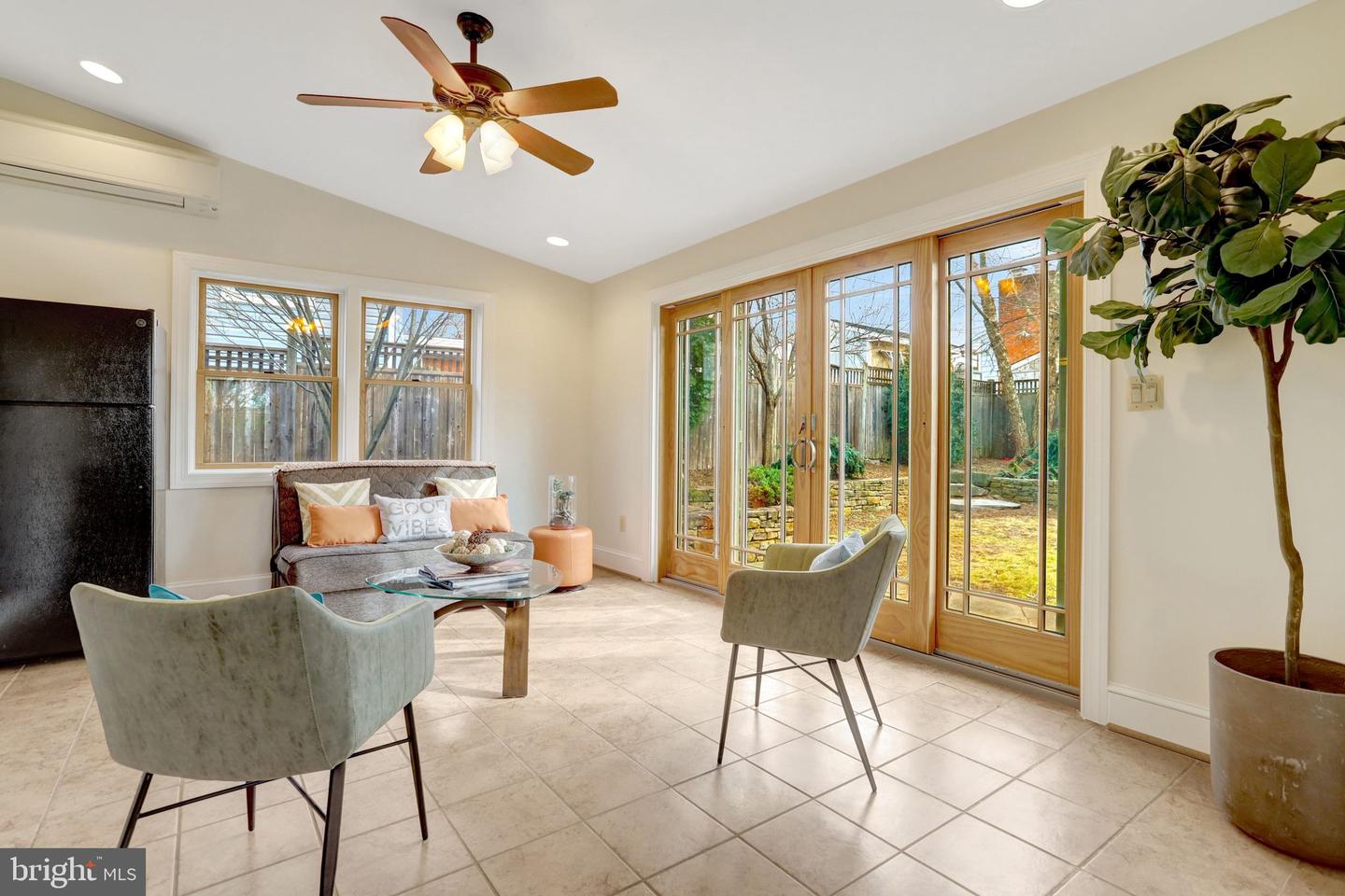 4122 16TH ST S, ARLINGTON, Virginia 22204, 4 Bedrooms Bedrooms, ,2 BathroomsBathrooms,Residential,For sale,4122 16TH ST S,VAAR2067284 MLS # VAAR2067284