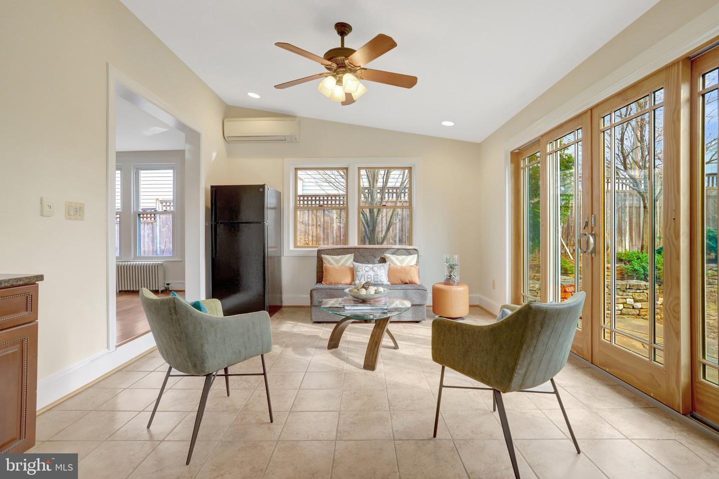 4122 16TH ST S, ARLINGTON, Virginia 22204, 4 Bedrooms Bedrooms, ,2 BathroomsBathrooms,Residential,For sale,4122 16TH ST S,VAAR2067284 MLS # VAAR2067284