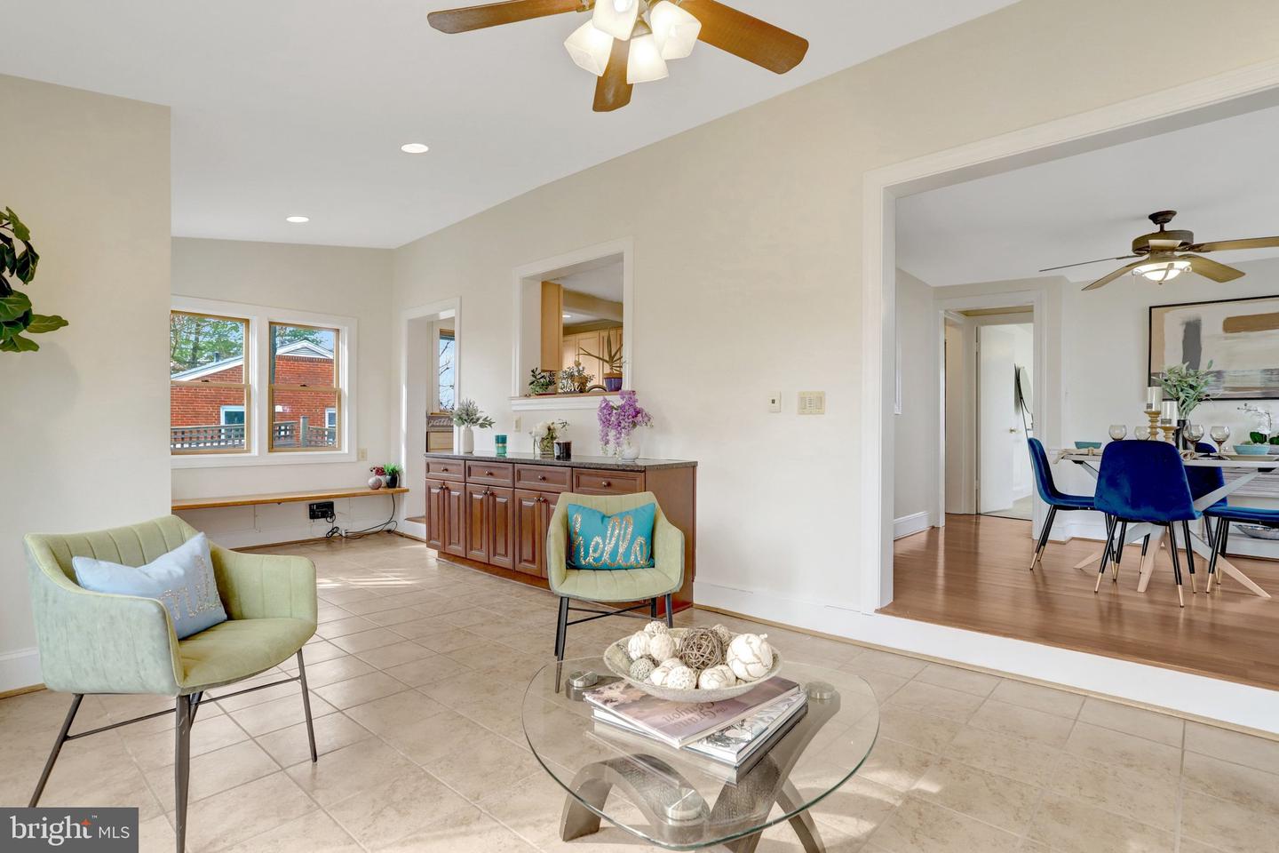 4122 16TH ST S, ARLINGTON, Virginia 22204, 4 Bedrooms Bedrooms, ,2 BathroomsBathrooms,Residential,For sale,4122 16TH ST S,VAAR2067284 MLS # VAAR2067284