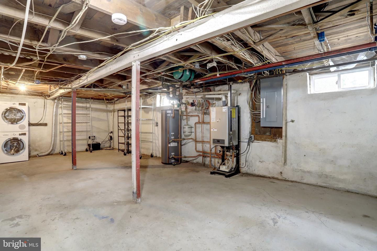 4122 16TH ST S, ARLINGTON, Virginia 22204, 4 Bedrooms Bedrooms, ,2 BathroomsBathrooms,Residential,For sale,4122 16TH ST S,VAAR2067284 MLS # VAAR2067284