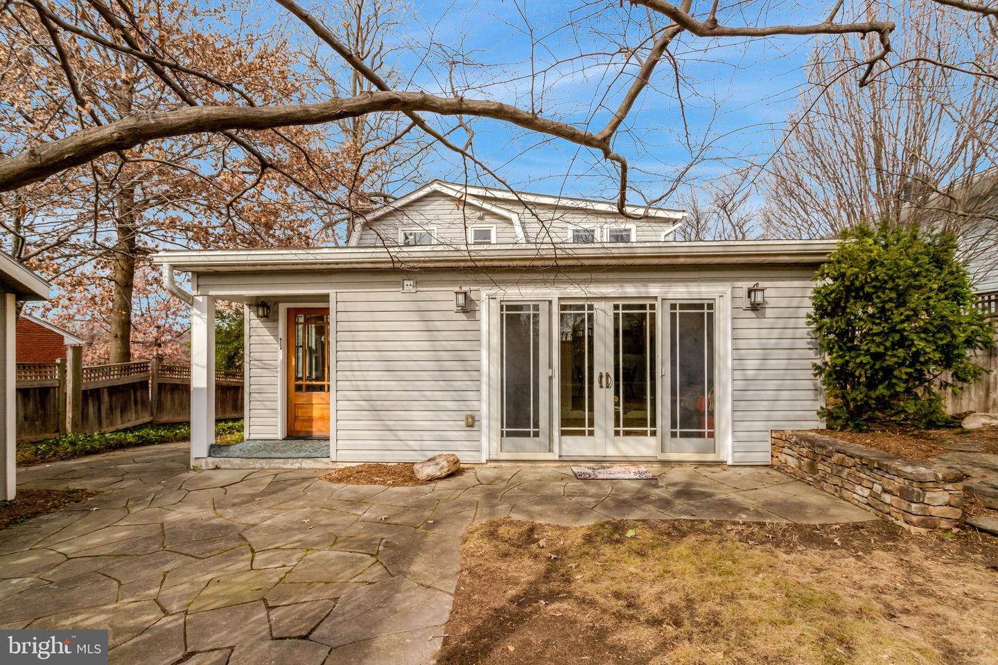 4122 16TH ST S, ARLINGTON, Virginia 22204, 4 Bedrooms Bedrooms, ,2 BathroomsBathrooms,Residential,For sale,4122 16TH ST S,VAAR2067284 MLS # VAAR2067284