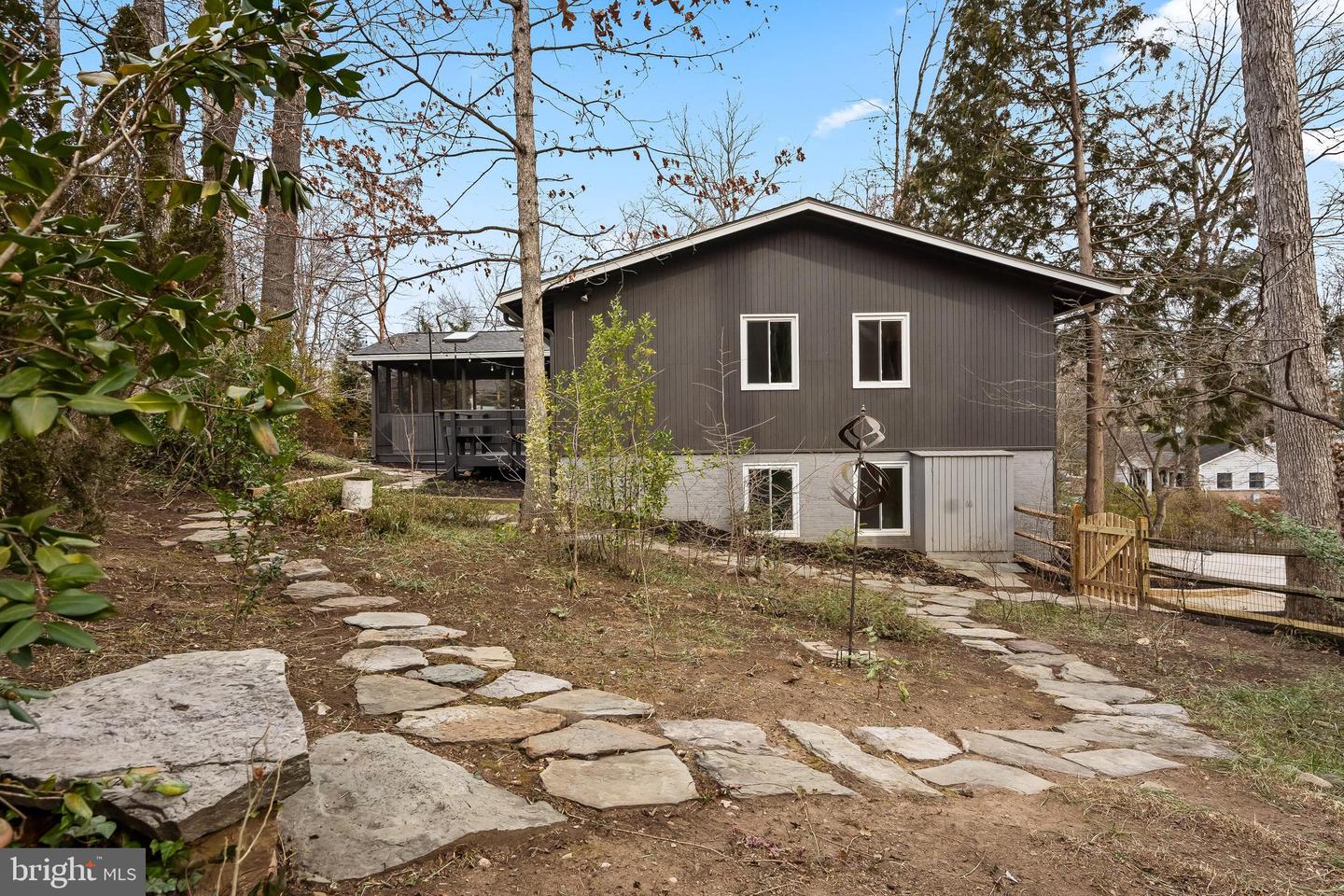 3402 CHARLESON ST, ANNANDALE, Virginia 22003, 5 Bedrooms Bedrooms, ,3 BathroomsBathrooms,Residential,For sale,3402 CHARLESON ST,VAFX2284018 MLS # VAFX2284018 3402 CHARLESON ST, ANNANDALE, Virginia 22003, 5 Bedrooms Bedrooms, ,3 BathroomsBathrooms,Residential,For sale,3402 CHARLESON ST,VAFX2284018 MLS # VAFX2284018