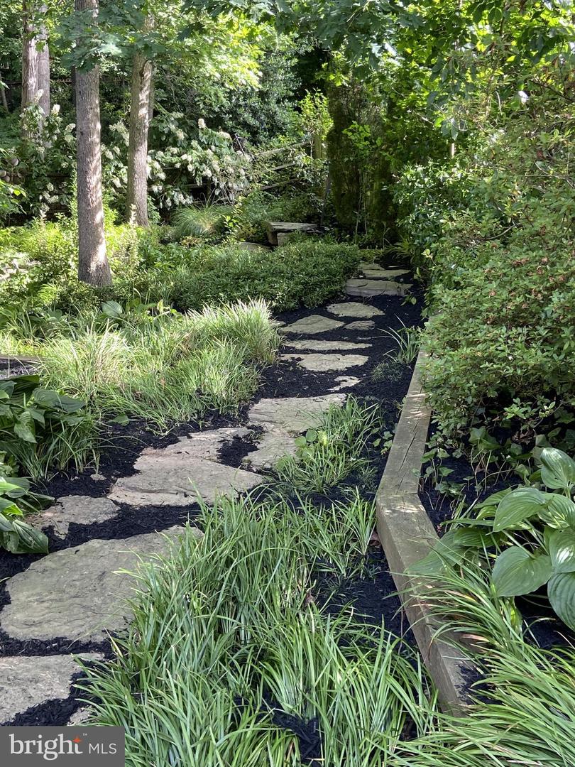 3402 CHARLESON ST, ANNANDALE, Virginia 22003, 5 Bedrooms Bedrooms, ,3 BathroomsBathrooms,Residential,For sale,3402 CHARLESON ST,VAFX2284018 MLS # VAFX2284018 3402 CHARLESON ST, ANNANDALE, Virginia 22003, 5 Bedrooms Bedrooms, ,3 BathroomsBathrooms,Residential,For sale,3402 CHARLESON ST,VAFX2284018 MLS # VAFX2284018