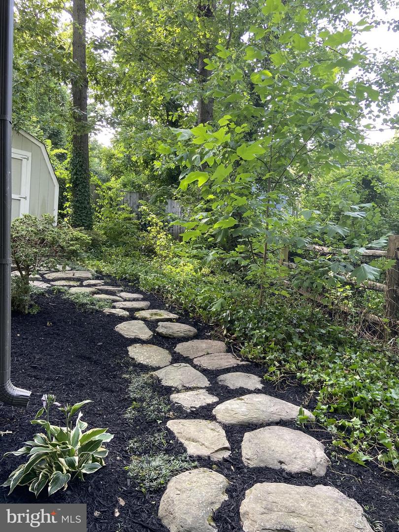 3402 CHARLESON ST, ANNANDALE, Virginia 22003, 5 Bedrooms Bedrooms, ,3 BathroomsBathrooms,Residential,For sale,3402 CHARLESON ST,VAFX2284018 MLS # VAFX2284018 3402 CHARLESON ST, ANNANDALE, Virginia 22003, 5 Bedrooms Bedrooms, ,3 BathroomsBathrooms,Residential,For sale,3402 CHARLESON ST,VAFX2284018 MLS # VAFX2284018