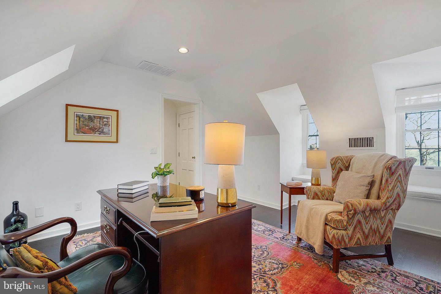 815 ARCTURUS ON THE POTOMAC, ALEXANDRIA, Virginia 22308, 5 Bedrooms Bedrooms, ,3 BathroomsBathrooms,Residential,For sale,815 ARCTURUS ON THE POTOMAC,VAFX2284026 MLS # VAFX2284026