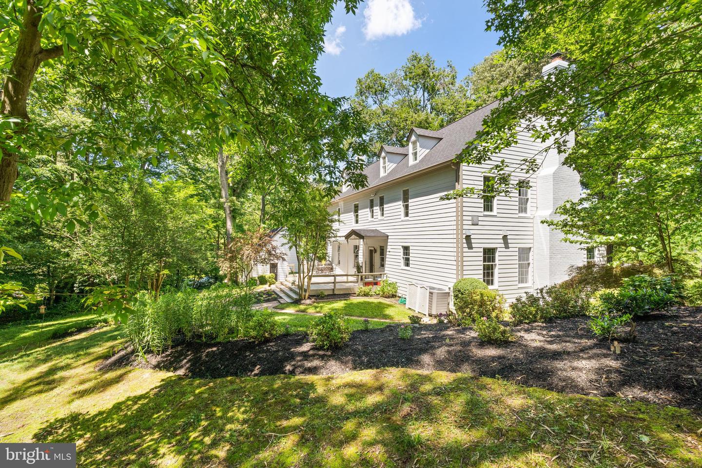 815 ARCTURUS ON THE POTOMAC, ALEXANDRIA, Virginia 22308, 5 Bedrooms Bedrooms, ,3 BathroomsBathrooms,Residential,For sale,815 ARCTURUS ON THE POTOMAC,VAFX2284026 MLS # VAFX2284026