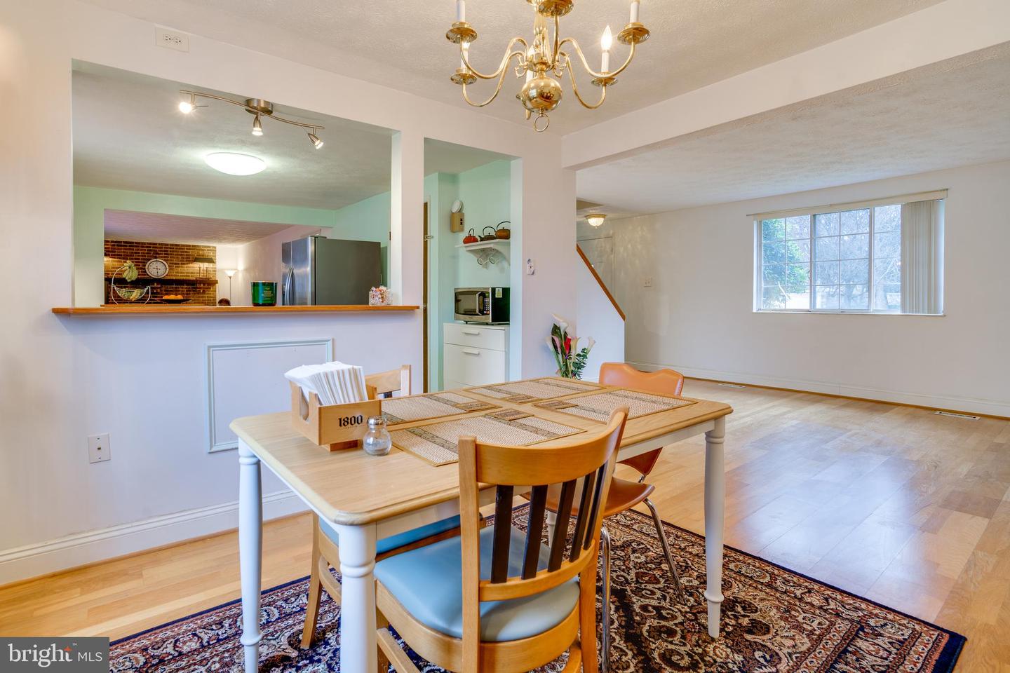 2851 EDGELEA RD, VIENNA, Virginia 22181, 4 Bedrooms Bedrooms, ,2 BathroomsBathrooms,Residential,For sale,2851 EDGELEA RD,VAFX2284158 MLS # VAFX2284158