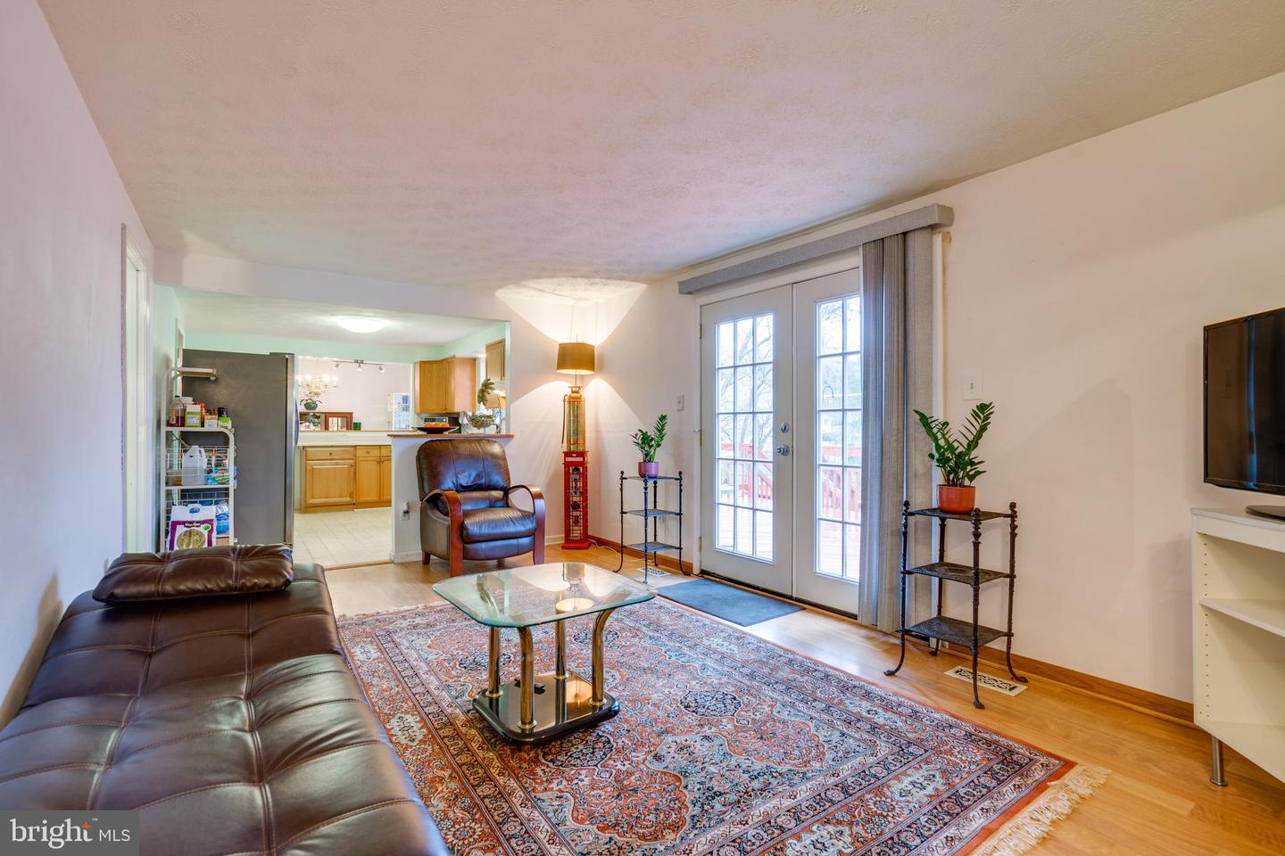 2851 EDGELEA RD, VIENNA, Virginia 22181, 4 Bedrooms Bedrooms, ,2 BathroomsBathrooms,Residential,For sale,2851 EDGELEA RD,VAFX2284158 MLS # VAFX2284158