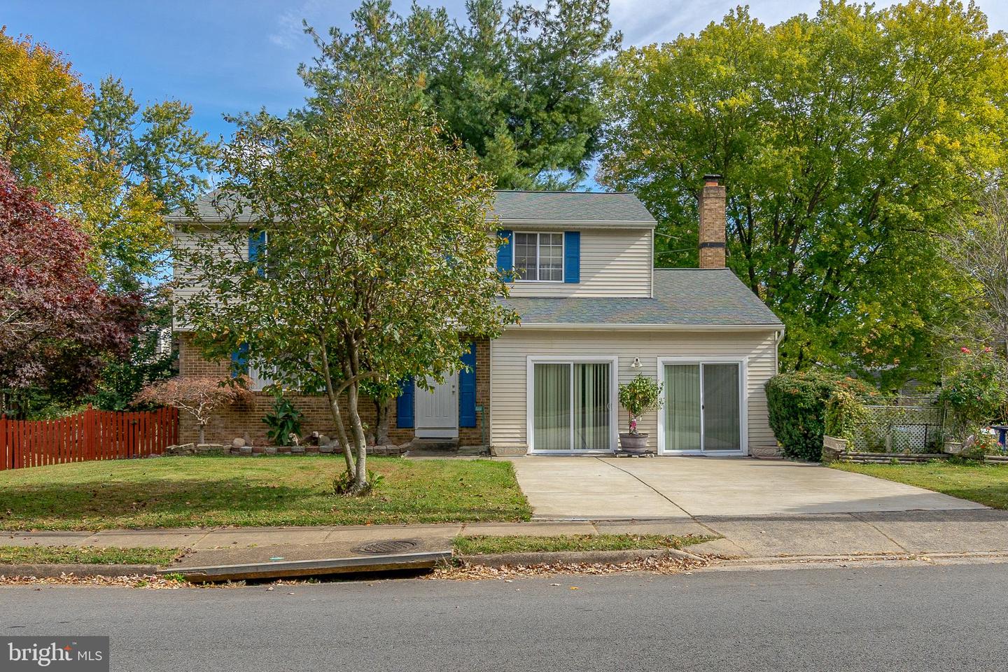 2851 EDGELEA RD, VIENNA, Virginia 22181, 4 Bedrooms Bedrooms, ,2 BathroomsBathrooms,Residential,For sale,2851 EDGELEA RD,VAFX2284158 MLS # VAFX2284158