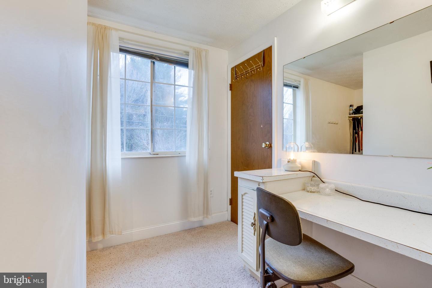 2851 EDGELEA RD, VIENNA, Virginia 22181, 4 Bedrooms Bedrooms, ,2 BathroomsBathrooms,Residential,For sale,2851 EDGELEA RD,VAFX2284158 MLS # VAFX2284158