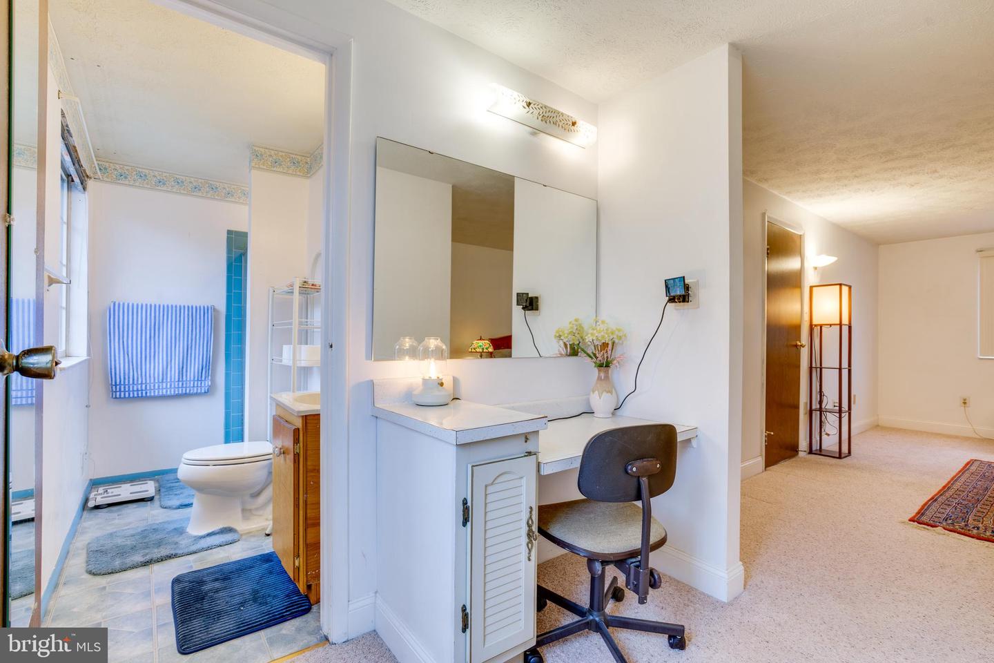 2851 EDGELEA RD, VIENNA, Virginia 22181, 4 Bedrooms Bedrooms, ,2 BathroomsBathrooms,Residential,For sale,2851 EDGELEA RD,VAFX2284158 MLS # VAFX2284158