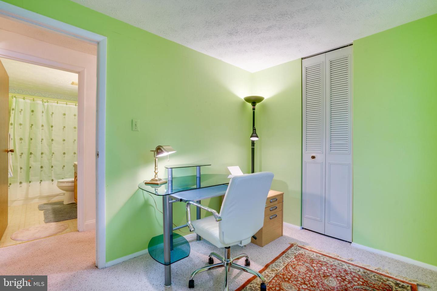 2851 EDGELEA RD, VIENNA, Virginia 22181, 4 Bedrooms Bedrooms, ,2 BathroomsBathrooms,Residential,For sale,2851 EDGELEA RD,VAFX2284158 MLS # VAFX2284158