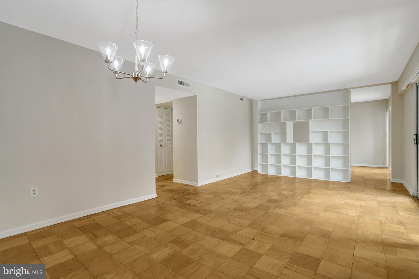 1300 ARMY NAVY DR #510, ARLINGTON, Virginia 22202, 1 Bedroom Bedrooms, ,1 BathroomBathrooms,Residential,For sale,1300 ARMY NAVY DR #510,VAAR2067342 MLS # VAAR2067342 1300 ARMY NAVY DR #510, ARLINGTON, Virginia 22202, 1 Bedroom Bedrooms, ,1 BathroomBathrooms,Residential,For sale,1300 ARMY NAVY DR #510,VAAR2067342 MLS # VAAR2067342