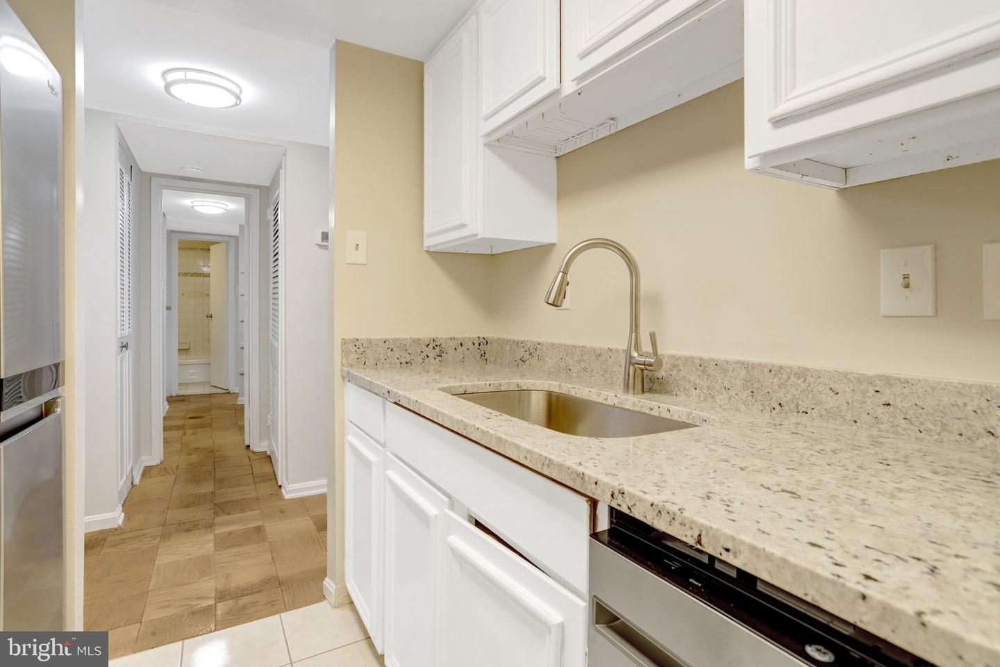 1300 ARMY NAVY DR #510, ARLINGTON, Virginia 22202, 1 Bedroom Bedrooms, ,1 BathroomBathrooms,Residential,For sale,1300 ARMY NAVY DR #510,VAAR2067342 MLS # VAAR2067342 1300 ARMY NAVY DR #510, ARLINGTON, Virginia 22202, 1 Bedroom Bedrooms, ,1 BathroomBathrooms,Residential,For sale,1300 ARMY NAVY DR #510,VAAR2067342 MLS # VAAR2067342