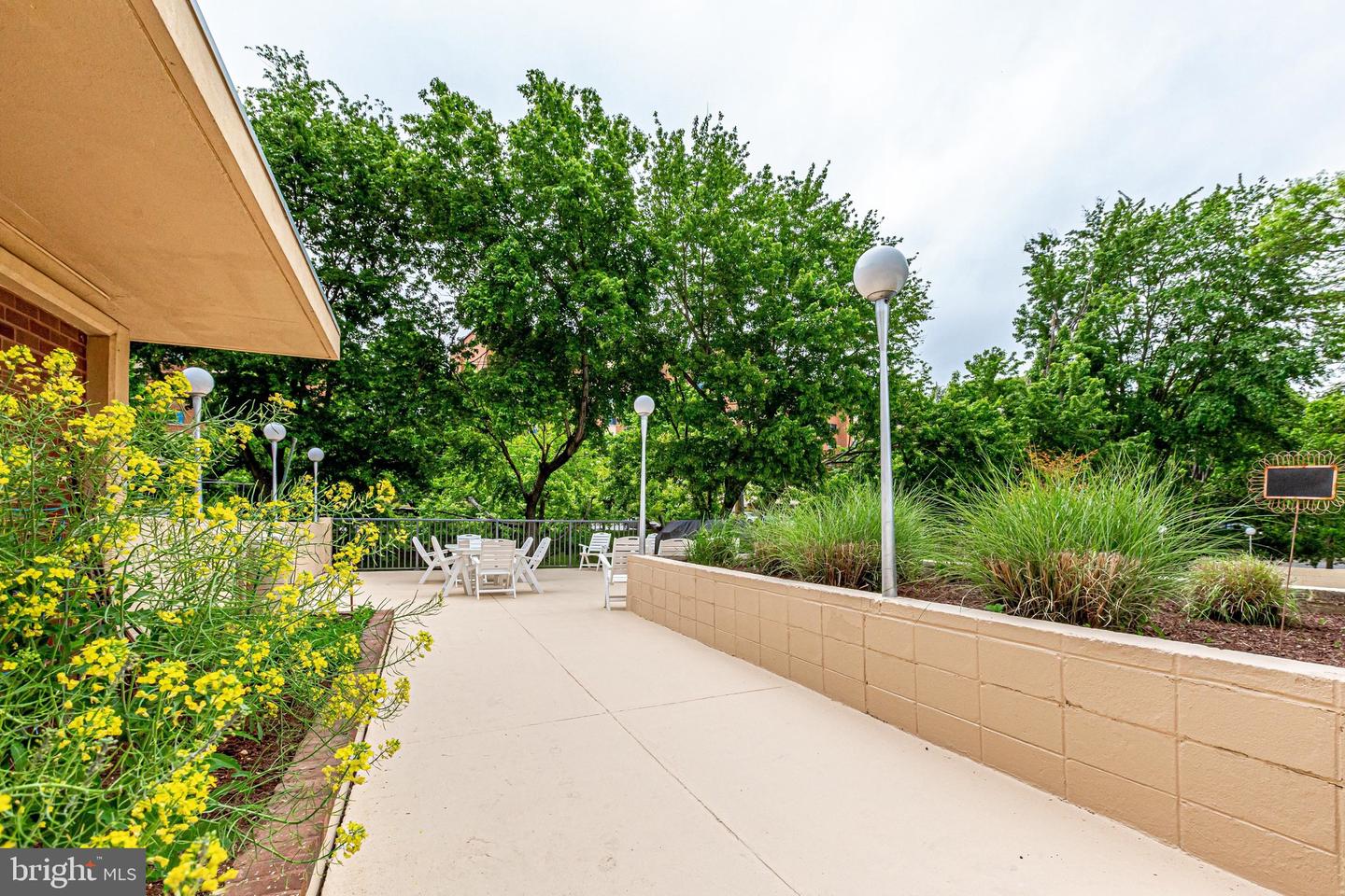 1300 ARMY NAVY DR #510, ARLINGTON, Virginia 22202, 1 Bedroom Bedrooms, ,1 BathroomBathrooms,Residential,For sale,1300 ARMY NAVY DR #510,VAAR2067342 MLS # VAAR2067342 1300 ARMY NAVY DR #510, ARLINGTON, Virginia 22202, 1 Bedroom Bedrooms, ,1 BathroomBathrooms,Residential,For sale,1300 ARMY NAVY DR #510,VAAR2067342 MLS # VAAR2067342