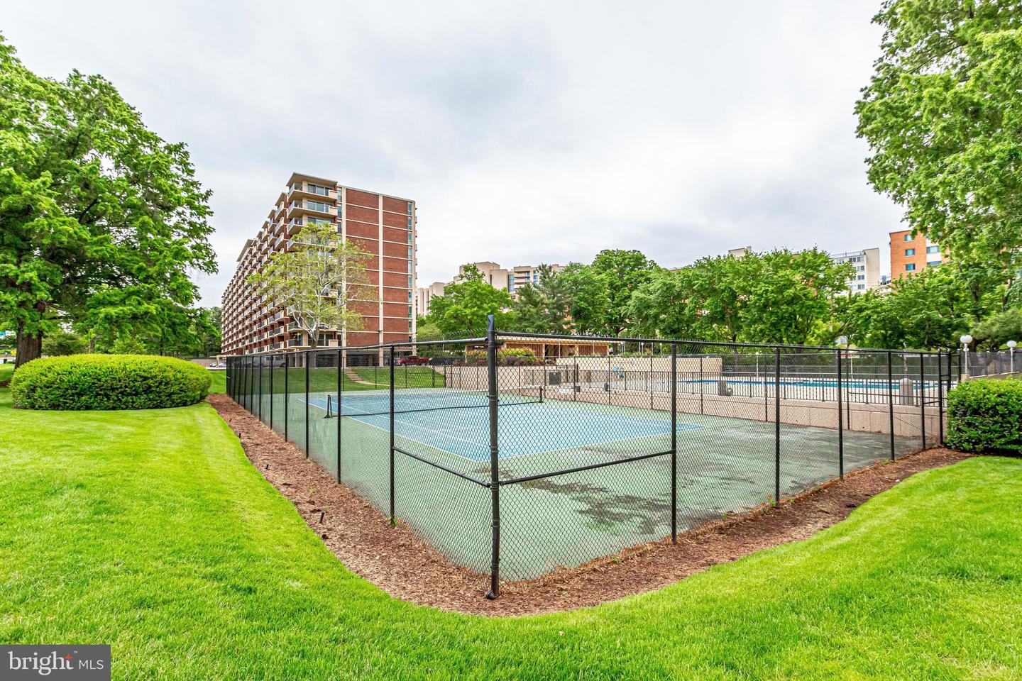 1300 ARMY NAVY DR #510, ARLINGTON, Virginia 22202, 1 Bedroom Bedrooms, ,1 BathroomBathrooms,Residential,For sale,1300 ARMY NAVY DR #510,VAAR2067342 MLS # VAAR2067342 1300 ARMY NAVY DR #510, ARLINGTON, Virginia 22202, 1 Bedroom Bedrooms, ,1 BathroomBathrooms,Residential,For sale,1300 ARMY NAVY DR #510,VAAR2067342 MLS # VAAR2067342