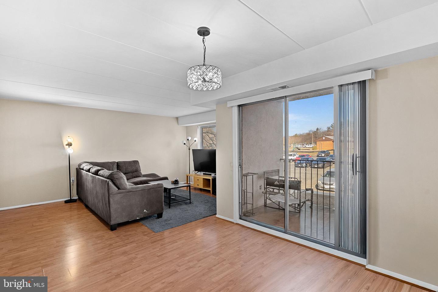 125-Q CLUBHOUSE DR SW #4, LEESBURG, Virginia 20175, 1 Bedroom Bedrooms, ,1 BathroomBathrooms,Residential,For sale,125-Q CLUBHOUSE DR SW #4,VALO2113366 MLS # VALO2113366 125-Q CLUBHOUSE DR SW #4, LEESBURG, Virginia 20175, 1 Bedroom Bedrooms, ,1 BathroomBathrooms,Residential,For sale,125-Q CLUBHOUSE DR SW #4,VALO2113366 MLS # VALO2113366