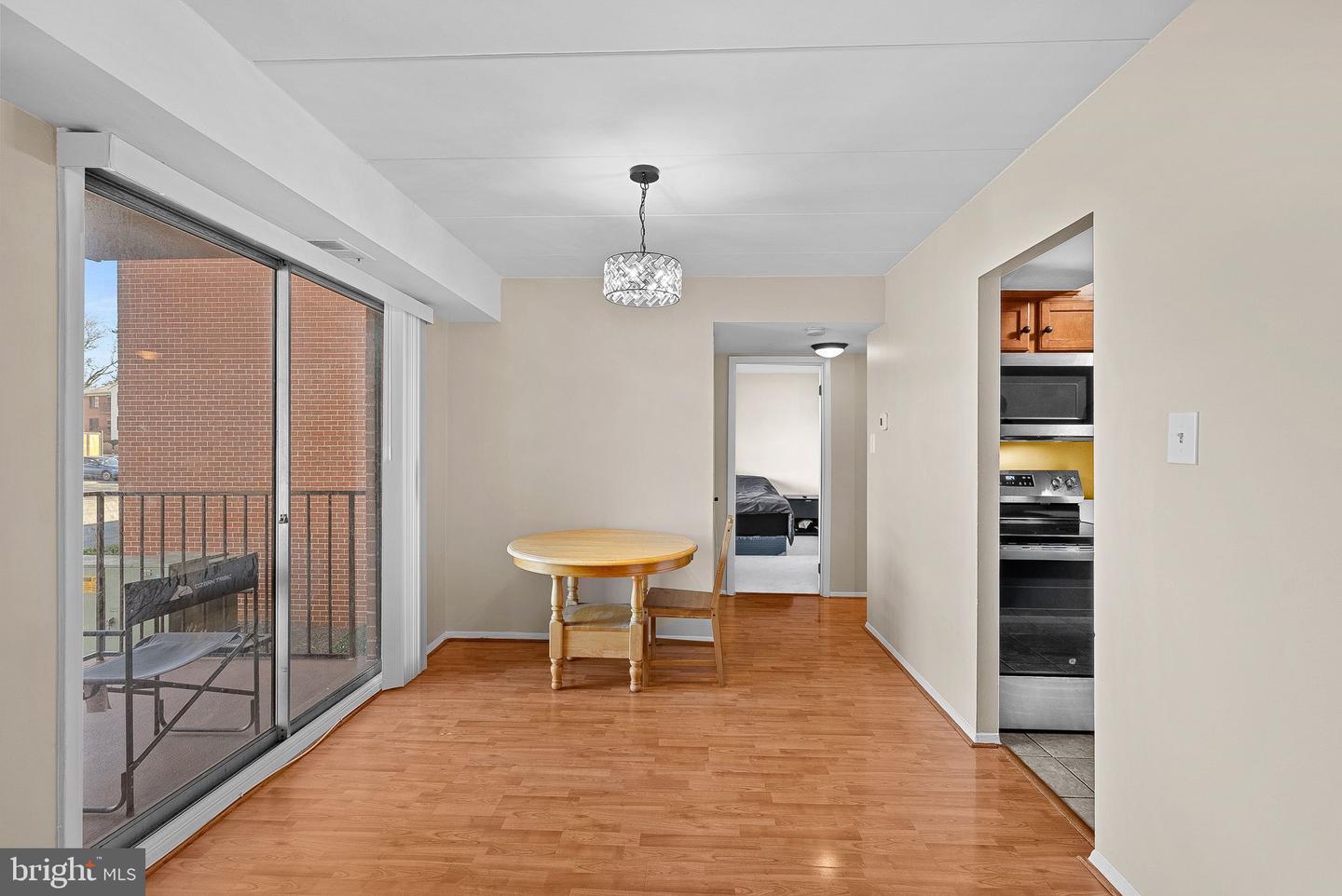 125-Q CLUBHOUSE DR SW #4, LEESBURG, Virginia 20175, 1 Bedroom Bedrooms, ,1 BathroomBathrooms,Residential,For sale,125-Q CLUBHOUSE DR SW #4,VALO2113366 MLS # VALO2113366 125-Q CLUBHOUSE DR SW #4, LEESBURG, Virginia 20175, 1 Bedroom Bedrooms, ,1 BathroomBathrooms,Residential,For sale,125-Q CLUBHOUSE DR SW #4,VALO2113366 MLS # VALO2113366