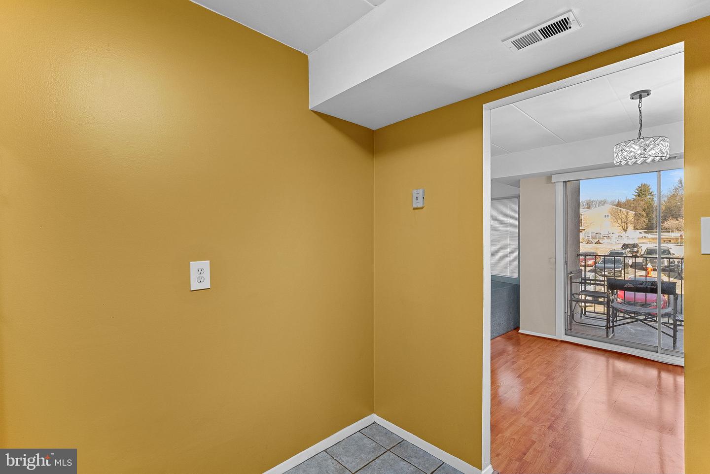 125-Q CLUBHOUSE DR SW #4, LEESBURG, Virginia 20175, 1 Bedroom Bedrooms, ,1 BathroomBathrooms,Residential,For sale,125-Q CLUBHOUSE DR SW #4,VALO2113366 MLS # VALO2113366 125-Q CLUBHOUSE DR SW #4, LEESBURG, Virginia 20175, 1 Bedroom Bedrooms, ,1 BathroomBathrooms,Residential,For sale,125-Q CLUBHOUSE DR SW #4,VALO2113366 MLS # VALO2113366