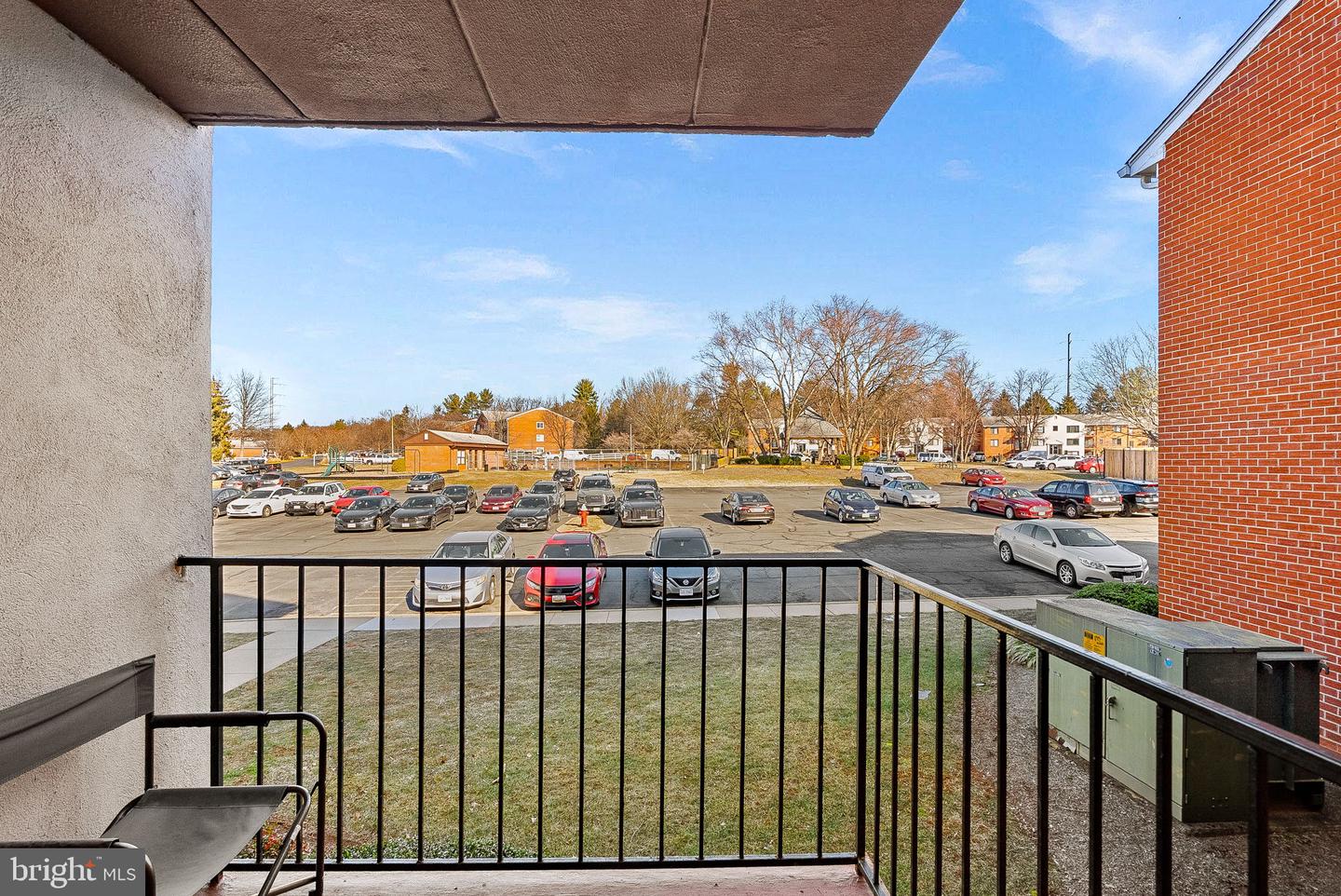 125-Q CLUBHOUSE DR SW #4, LEESBURG, Virginia 20175, 1 Bedroom Bedrooms, ,1 BathroomBathrooms,Residential,For sale,125-Q CLUBHOUSE DR SW #4,VALO2113366 MLS # VALO2113366 125-Q CLUBHOUSE DR SW #4, LEESBURG, Virginia 20175, 1 Bedroom Bedrooms, ,1 BathroomBathrooms,Residential,For sale,125-Q CLUBHOUSE DR SW #4,VALO2113366 MLS # VALO2113366