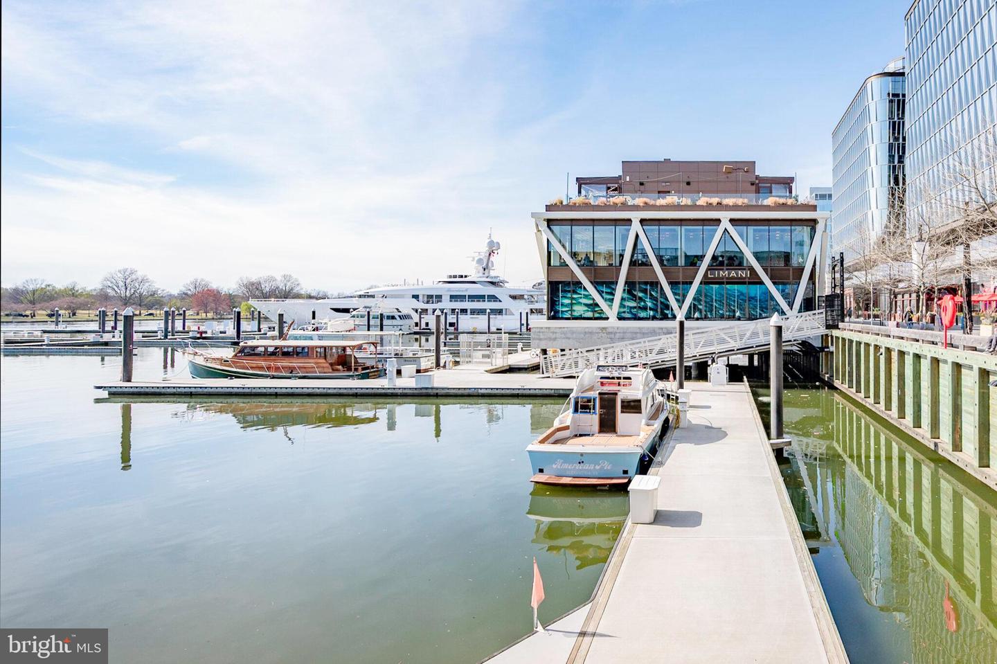 429 N ST SW #S - 705, WASHINGTON, District Of Columbia 20024, 2 Bedrooms Bedrooms, ,2 BathroomsBathrooms,Residential,For sale,429 N ST SW #S - 705,DCDC2239954 MLS # DCDC2239954