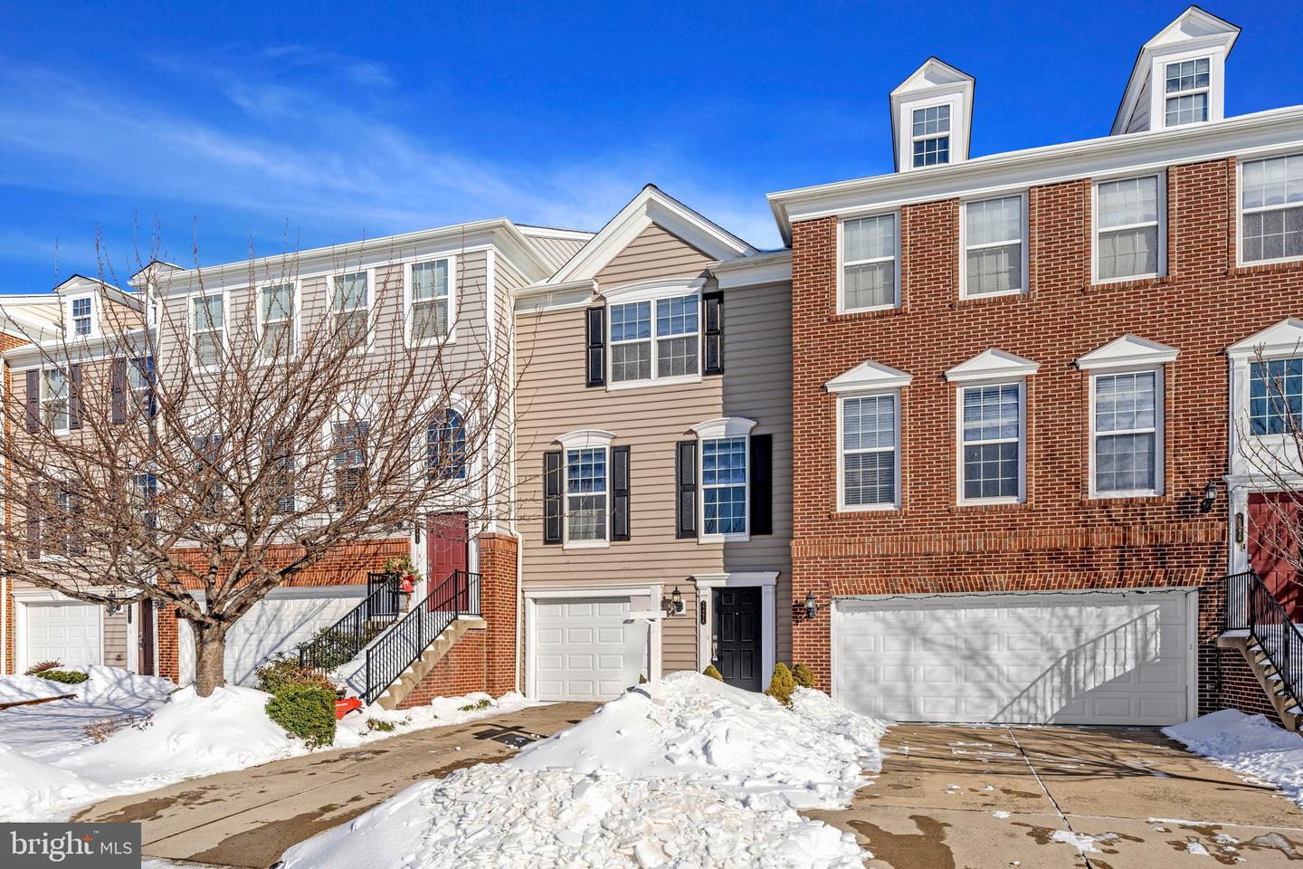 22276 BLACKMAR TER, ASHBURN, Virginia 20148, 3 Bedrooms Bedrooms, ,1 BathroomBathrooms,Residential,For sale,22276 BLACKMAR TER,VALO2113502 MLS # VALO2113502 22276 BLACKMAR TER, ASHBURN, Virginia 20148, 3 Bedrooms Bedrooms, ,1 BathroomBathrooms,Residential,For sale,22276 BLACKMAR TER,VALO2113502 MLS # VALO2113502