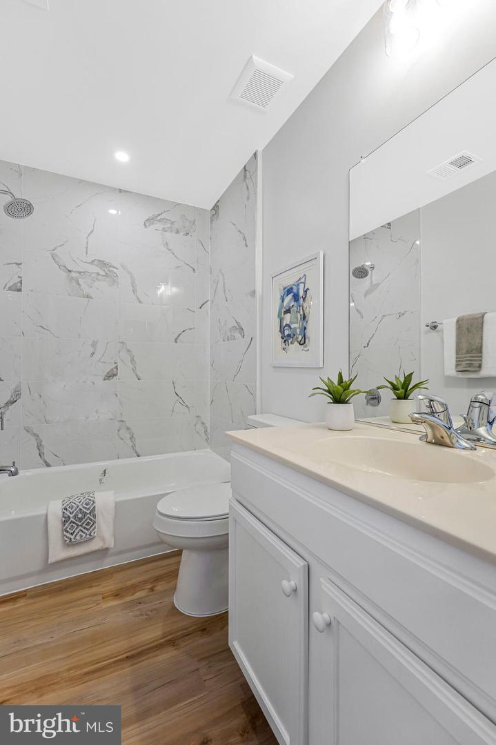 22276 BLACKMAR TER, ASHBURN, Virginia 20148, 3 Bedrooms Bedrooms, ,1 BathroomBathrooms,Residential,For sale,22276 BLACKMAR TER,VALO2113502 MLS # VALO2113502 22276 BLACKMAR TER, ASHBURN, Virginia 20148, 3 Bedrooms Bedrooms, ,1 BathroomBathrooms,Residential,For sale,22276 BLACKMAR TER,VALO2113502 MLS # VALO2113502