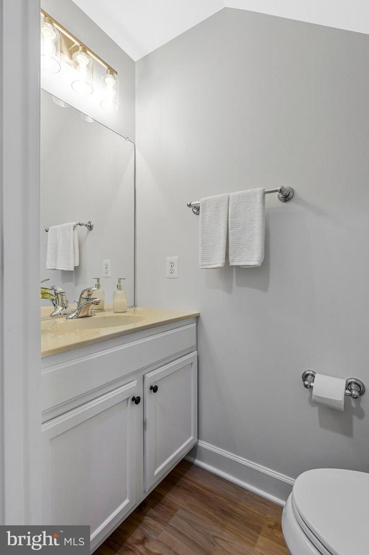 22276 BLACKMAR TER, ASHBURN, Virginia 20148, 3 Bedrooms Bedrooms, ,1 BathroomBathrooms,Residential,For sale,22276 BLACKMAR TER,VALO2113502 MLS # VALO2113502 22276 BLACKMAR TER, ASHBURN, Virginia 20148, 3 Bedrooms Bedrooms, ,1 BathroomBathrooms,Residential,For sale,22276 BLACKMAR TER,VALO2113502 MLS # VALO2113502