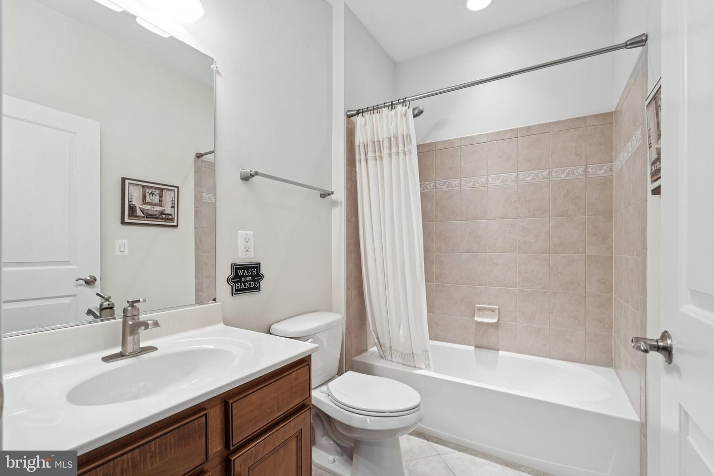 109 TUTELO LN, LAKE FREDERICK, Virginia 22630, 2 Bedrooms Bedrooms, ,2 BathroomsBathrooms,Residential,For sale,109 TUTELO LN,VAFV2038762 MLS # VAFV2038762